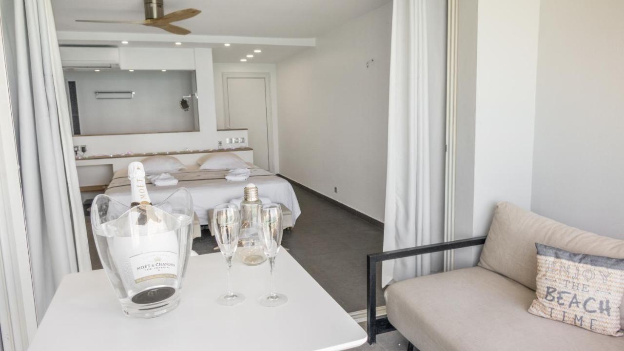 Official Page "Residence Bleu Marine" - Sea View Apartments & Studios - Saint-Martin French Side Grand Case Dış mekan fotoğraf